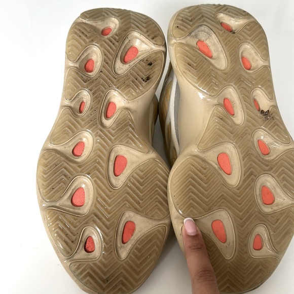 Yeezy 700 V3 'Mono Safflower' - Picture 8 of 8